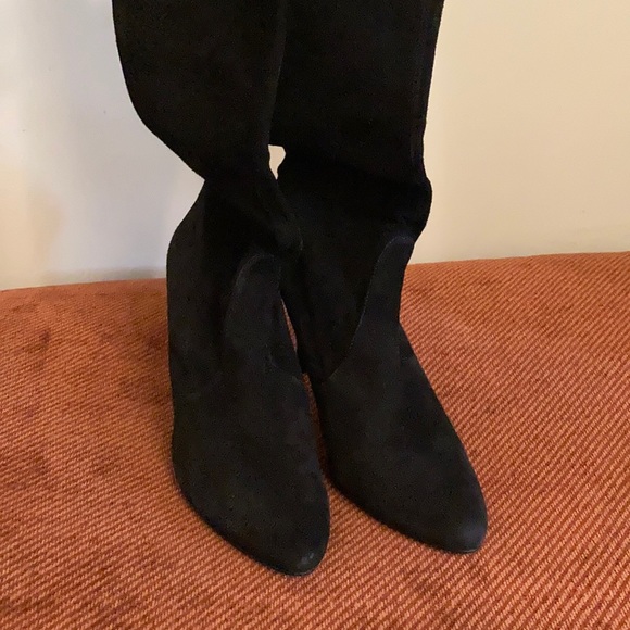 Stuart Weitzman Knee-High Crepe Boots - Picture 2 of 7